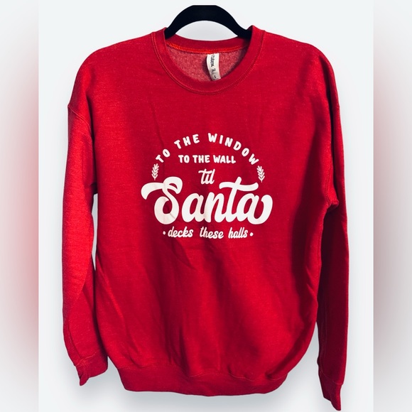 *NEW* Red To The Window Sweatshirt Size Small - Picture 1 of 5